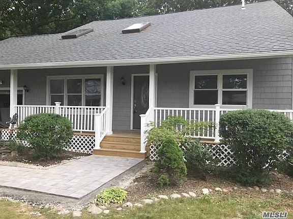 2nd image of 103 Arpage Dr E