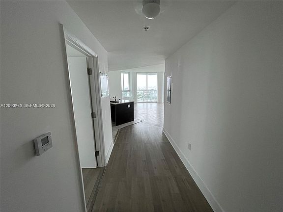 2nd image of 1900 N Bayshore Dr APT 2318