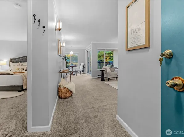 5630 200th Street SW #B112, Lynnwood, WA 98036