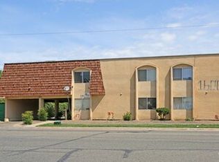 1600 W Walnut Ave APT 9, Visalia, CA 93277