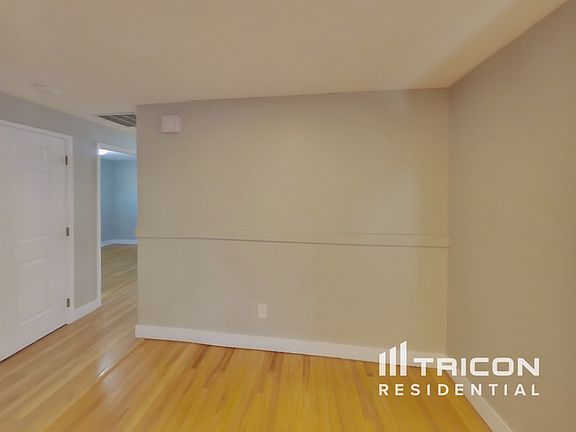 4th image of 11320 86th Ave E