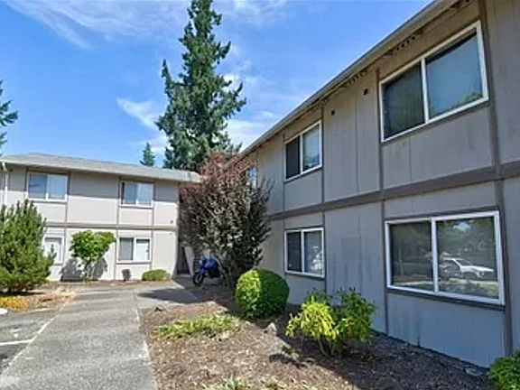 2nd image of 316 Choker St SE APT 9
