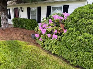 450 Saint Johns St, Mount Pleasant Mills, PA 17853
