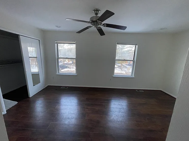 9 Lawry Ct — Photo 6