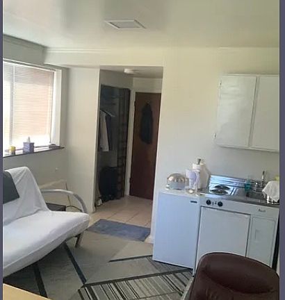 2nd image of 237 Taylor Blvd