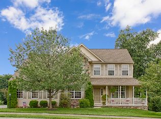 1210 Oakwood Ln, York, PA