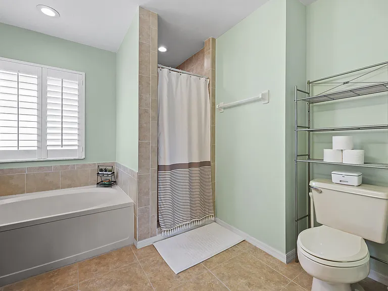 6238 Pompano St — Photo 39