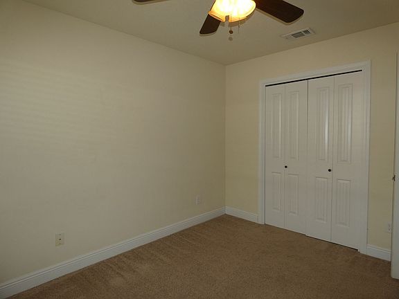 3rd image of 4931 Makenna Cir