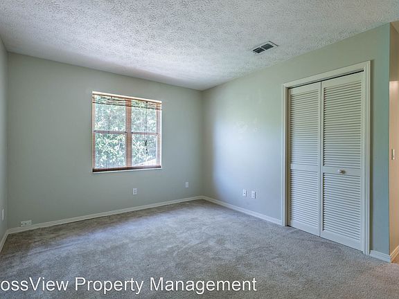 4th image of 12744 Magnolia Point Ln