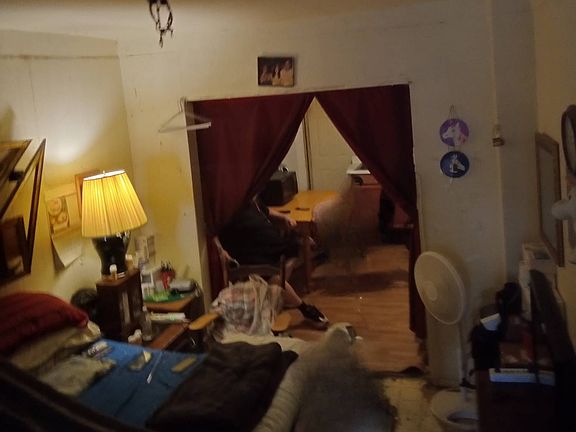 3rd image of 1925 Ramsay St