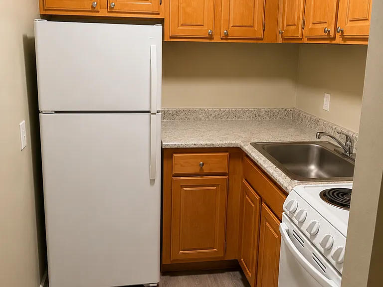 14 Pearl St #2 — Photo 4