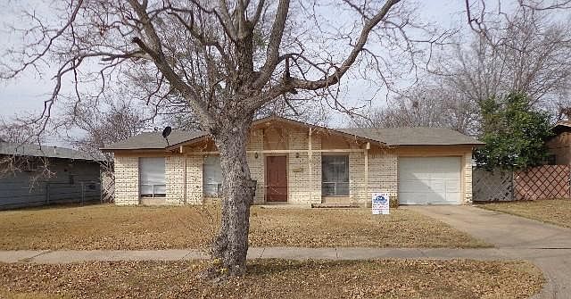 1st image of 1209 Chippendale Dr