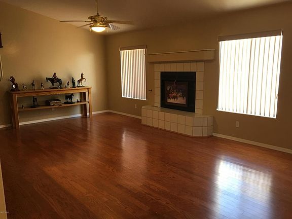 2nd image of 3641 W Sadler Pl