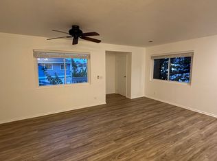 581 Park Dr UNIT C, Costa Mesa, CA 92627
