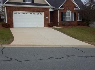 505 Charles Conner Dr, Kernersville, NC 27284