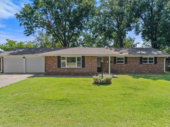 1418 Harris Dr, Bartlesville, OK 74006