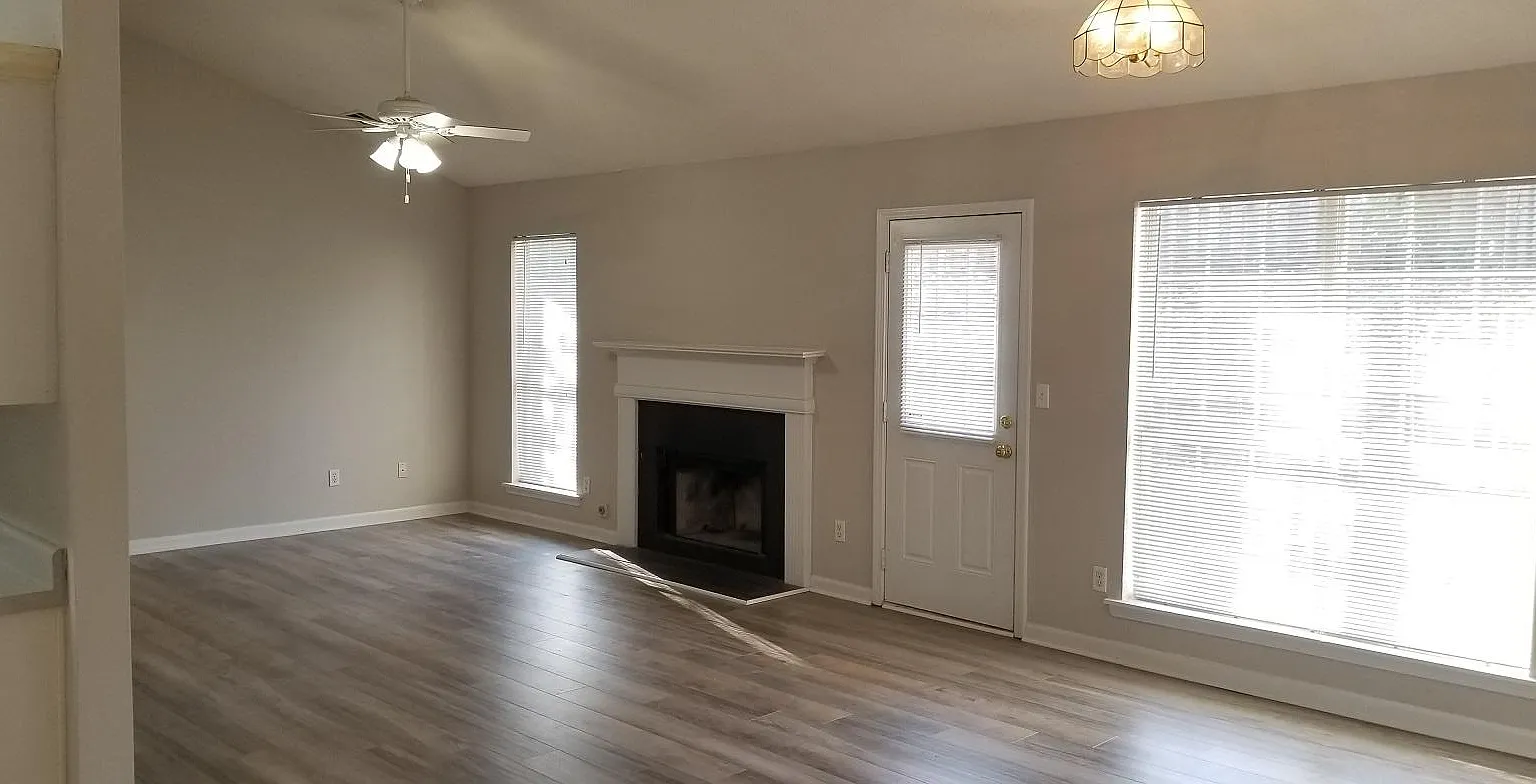 3 bed, 1540 sqft, $1,949 — Photo 4