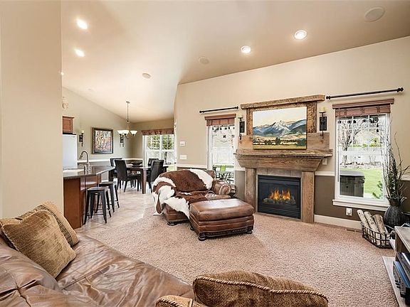 5th image of 3707 Parkhill Dr