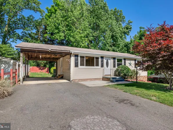 6561 8th St, Chesapeake Beach, MD 20732