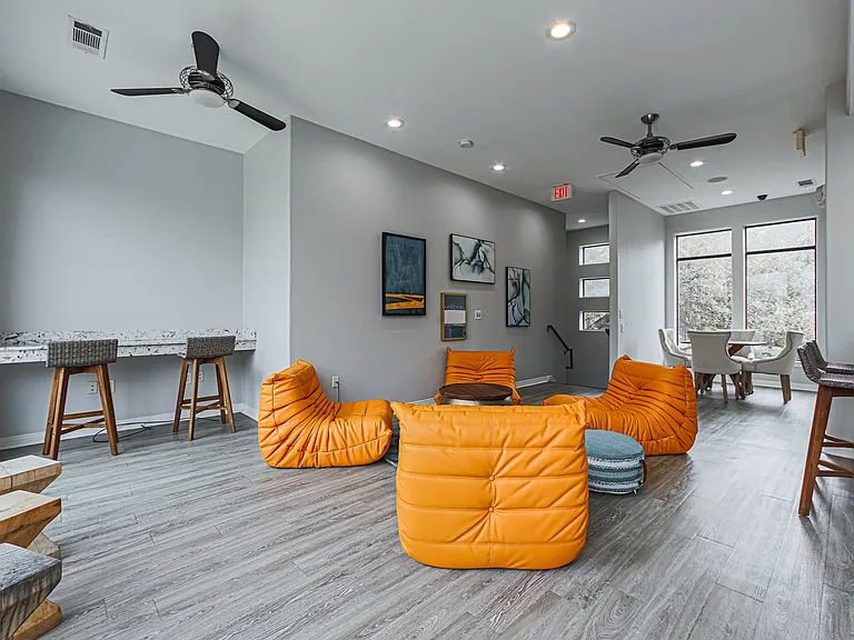 The Village at Bellaire Apartments — Photo 6