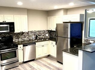 3300 NW Michael St, Lincoln, NE 68524