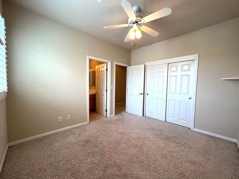 2237 Timber Rose Dr — Photo 48