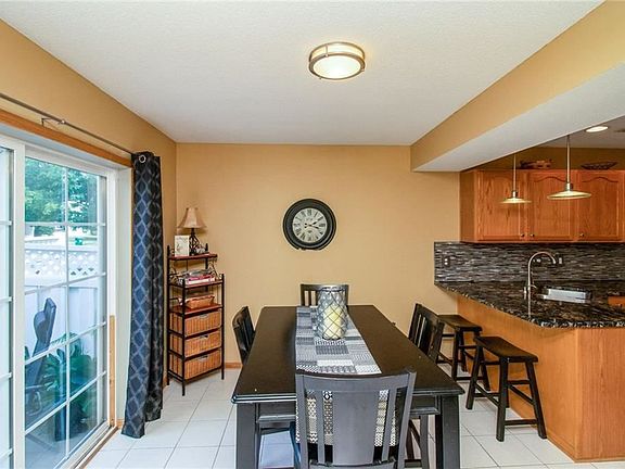 2nd image of 5464 Longview Ct Unit 3