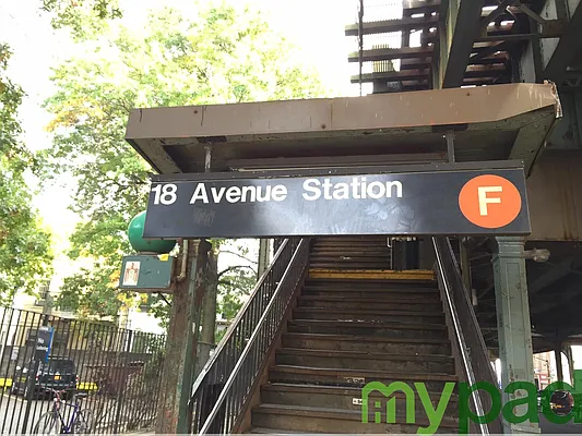 Rented by My Pad Real Estate LLC | media 11