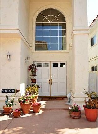 2nd image of 726 N Guadalupe Ave #B