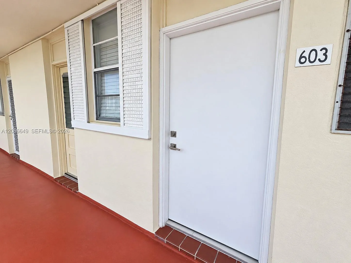 2920 Point East Dr — Photo 4