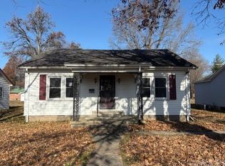 808 State St, Charleston, MO 63834