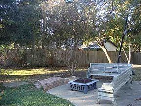 5th image of 9907 Forest View Dr