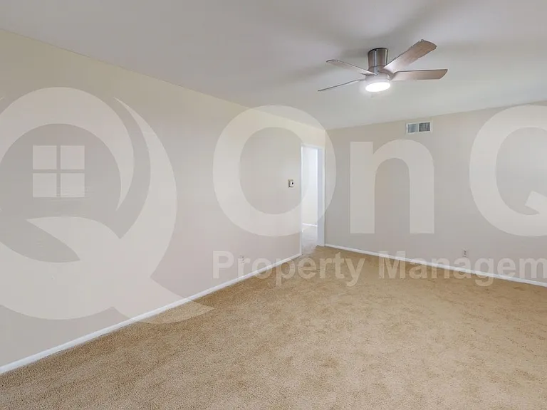 4014 Sun Valley Dr — Photo 6