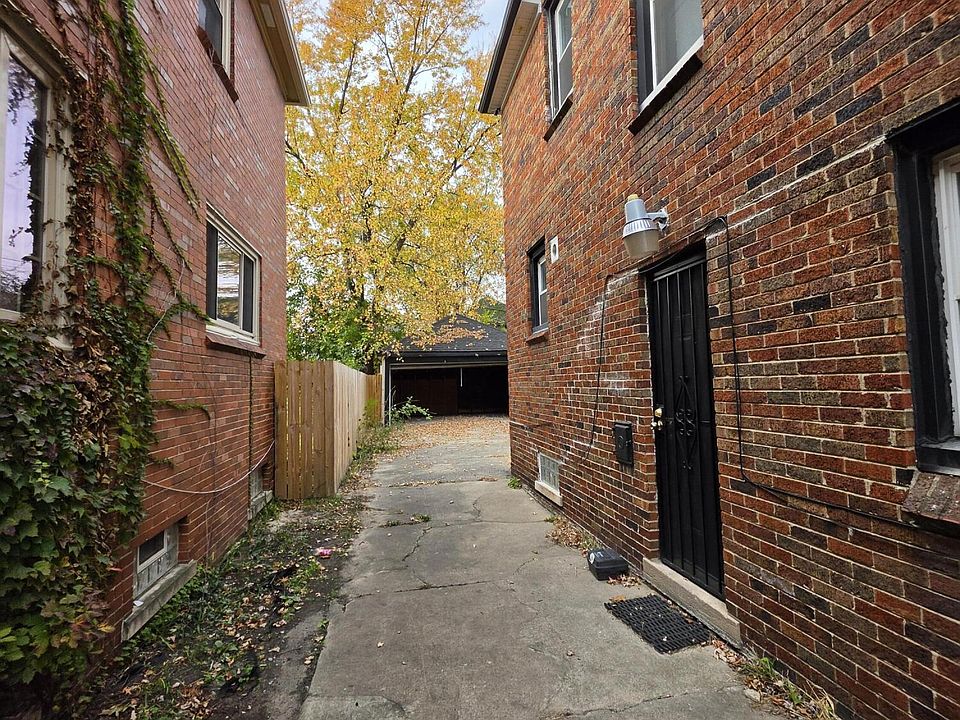 17599 Prairie St, photo 3