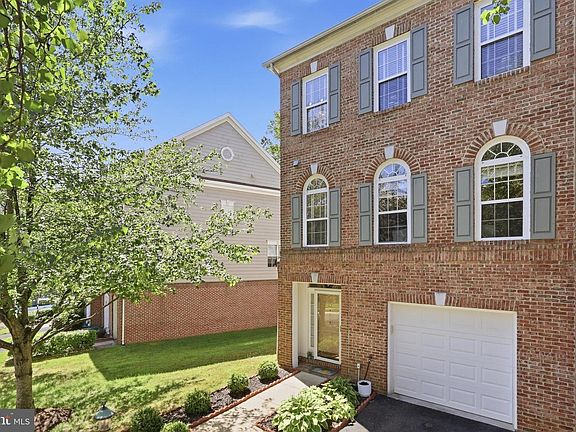 2nd image of 4714 Caronia Way