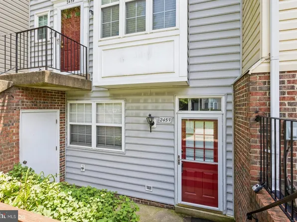 2457 Wentworth Dr, Crofton, MD 21114