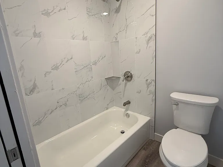 Silicon Valley Apartments — Photo 55
