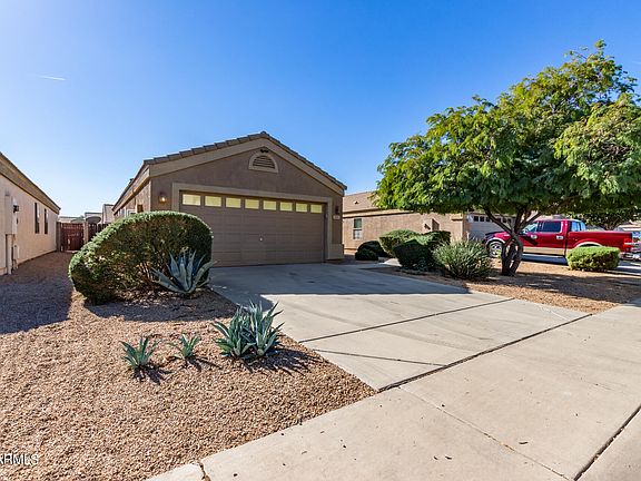 3rd image of 11851 W Port Royale Ln