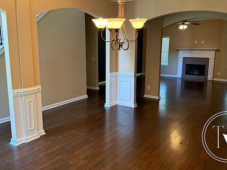 639 Red Oak Ln — Photo 8
