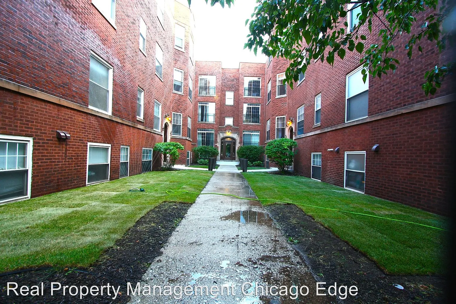 5882 N Ridge Ave #G photo 1