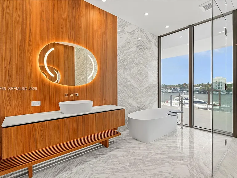 5 Grove Isle #S303 — Photo 16