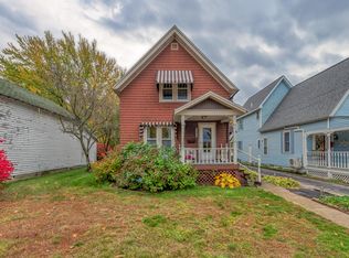 922 Phoenix St, South Haven, MI 49090