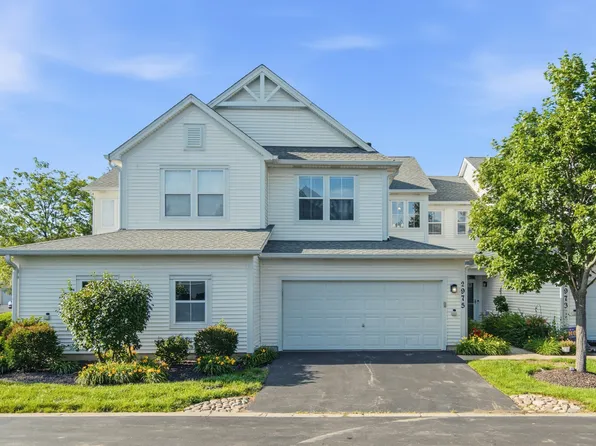 2975 Falling Waters Ln, Lindenhurst, IL 60046