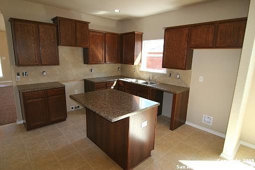 4th image of 12234 Dewitt Way