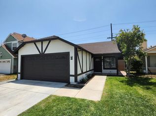 947 W Manzanita St, Bloomington, CA 92316