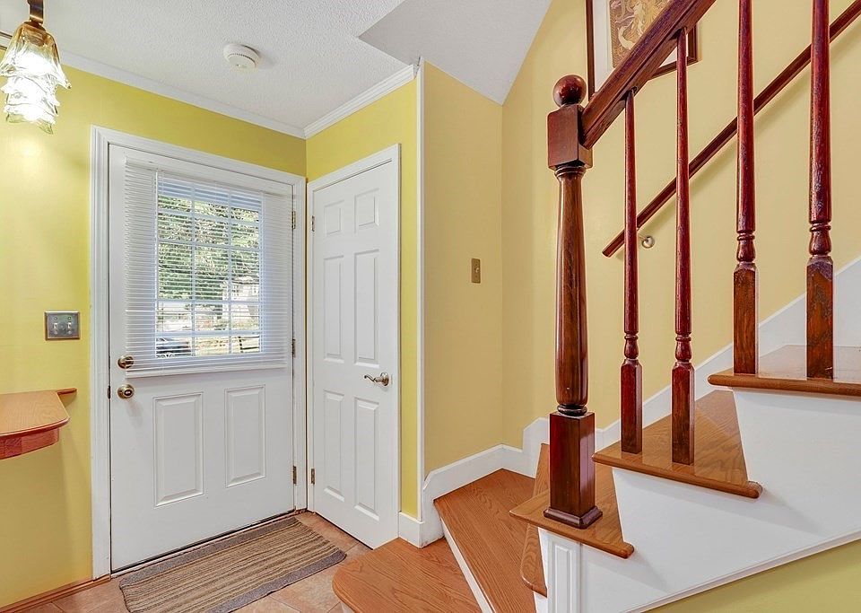 75 Sandy Pond Rd Ayer MA Zillow