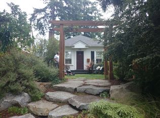 1506 45th Ave SW, Seattle, WA 98116