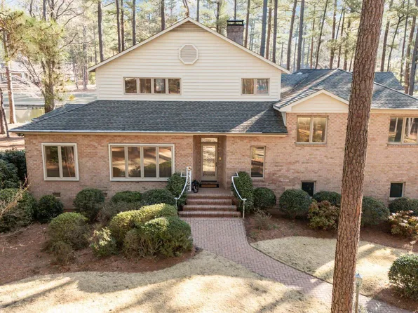 17 Mcmichael Drive, Pinehurst, NC 28374