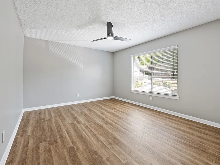 The Kenzie Apartment Homes — Photo 42