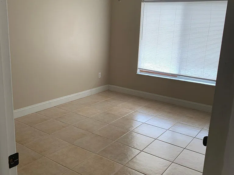 3540 Elyton Ct — Photo 7